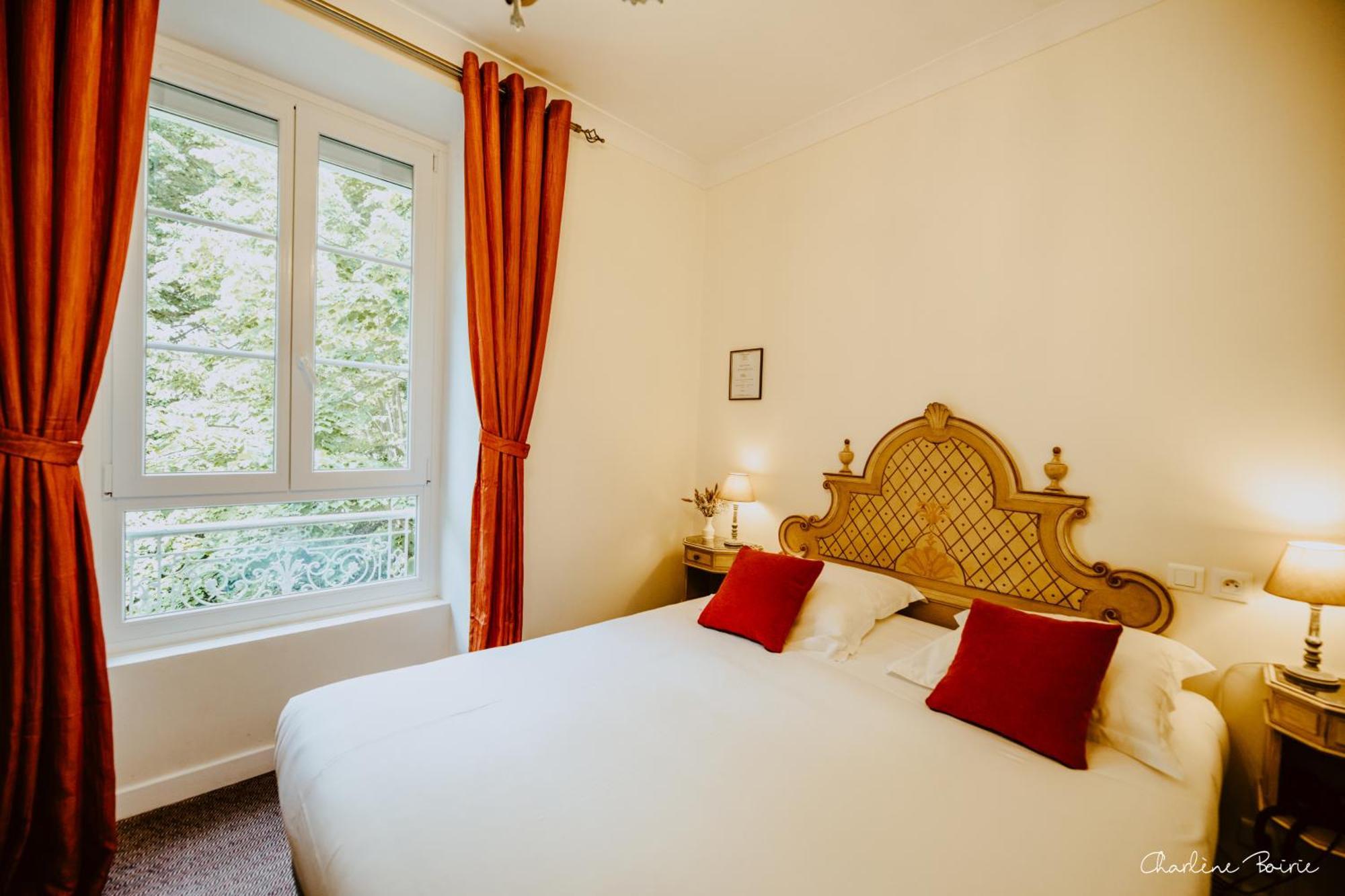 Grand Hotel Des Bains Vals-les-Bains Exterior foto